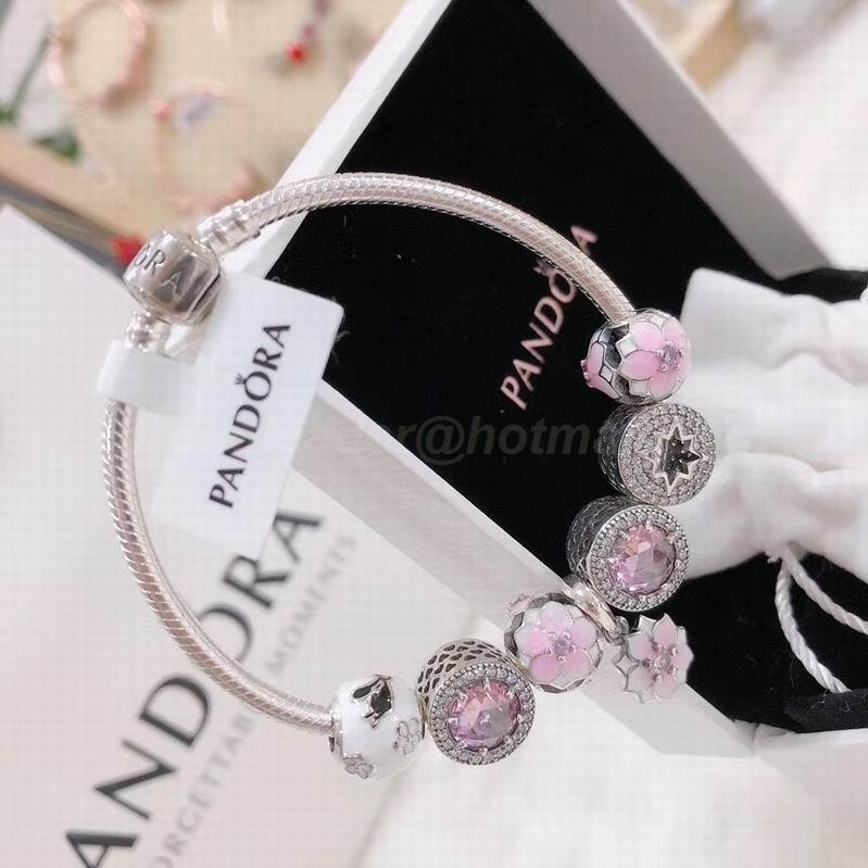 Pandora Bracelets 657